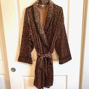 Animal print robe